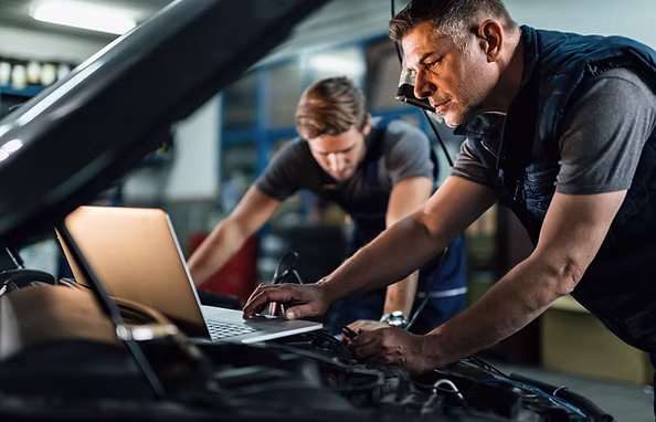 Mercedes Mechanic in Scottsdale AZ